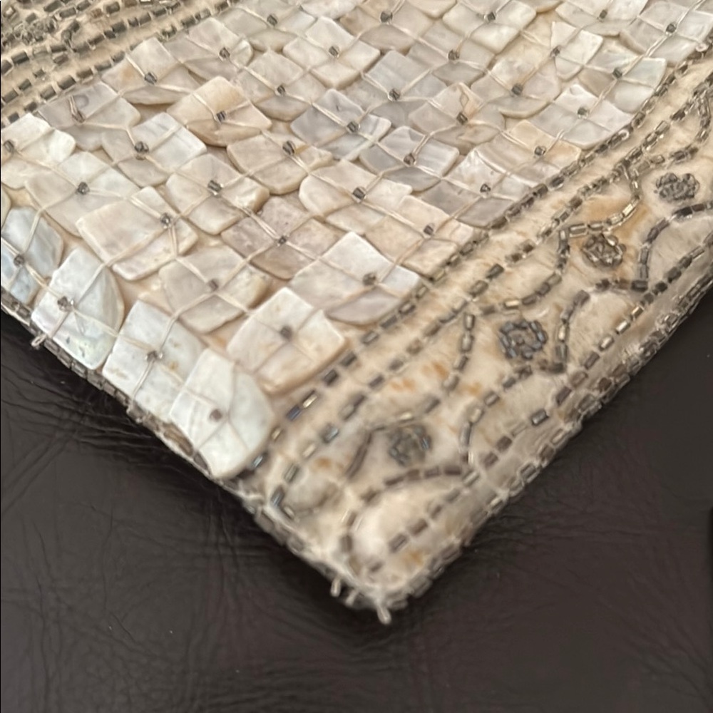 Beaded Silver Handbag with Mother of Pearl and Wood Handles - Picture 12 of 13